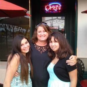 Meet your Posher, Teresa